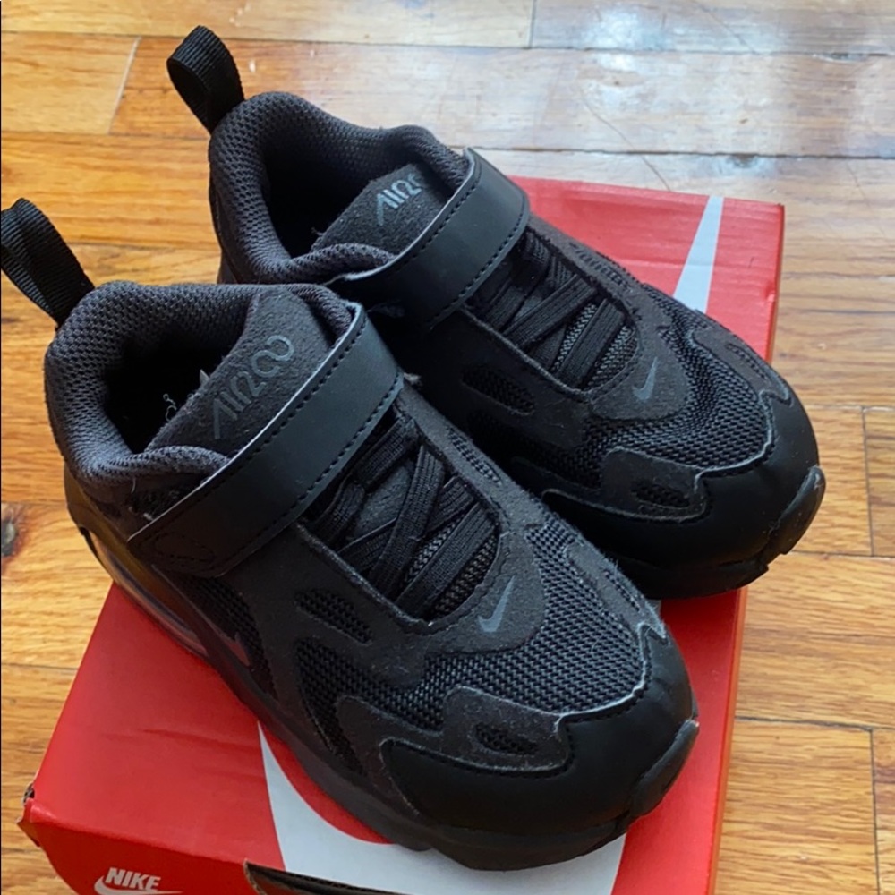 Toddler black Sneakers